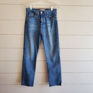 Classic Blue Levis Women's Jeans